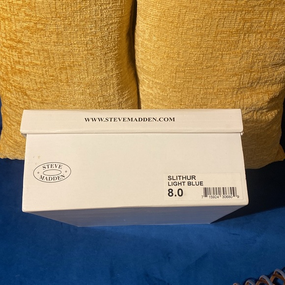 Steve Madden Light Blue Slithur Heels size 8 - Picture 5 of 10